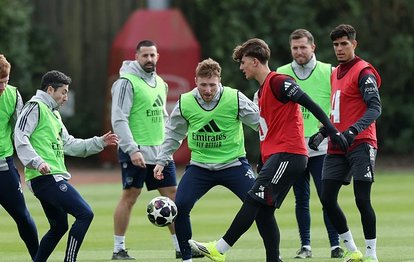 "Arsenal'ın Yükselen Yıldızı: 18 Yaşındaki Kıbrıslı Türk Kökenli Kaleci Jaden Dixon!"