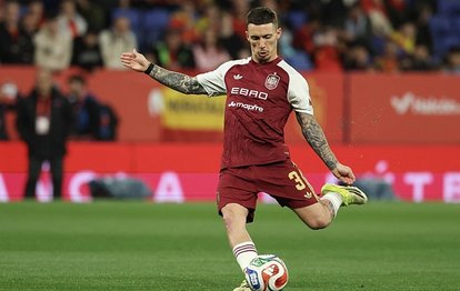 Beşiktaş için flaş transfer iddiası! Sol beke yıldız geliyor