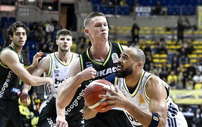 Fenerbahçe Beko evinde Yukatel Merkezefendi Belediyesi Basket'i mağlup etti!