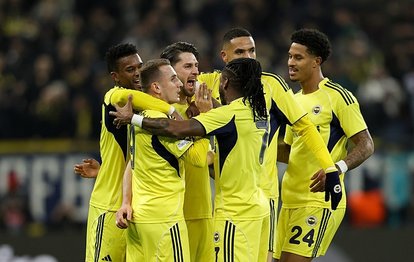 "Fenerbahçe UEFA Avrupa Ligi'nde Nottingham Forest Engeliyle Karşılaşıyor"